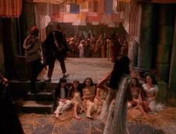 extant_XenaWarriorPrincess_6x04_WhosGurkhan_00927
