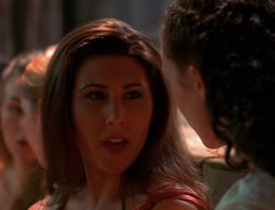 extant_XenaWarriorPrincess_6x04_WhosGurkhan_00929