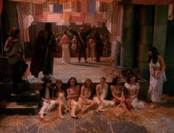 extant_XenaWarriorPrincess_6x04_WhosGurkhan_00936
