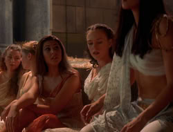 extant_XenaWarriorPrincess_6x04_WhosGurkhan_00938