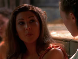 extant_XenaWarriorPrincess_6x04_WhosGurkhan_00954