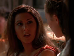 extant_XenaWarriorPrincess_6x04_WhosGurkhan_00960