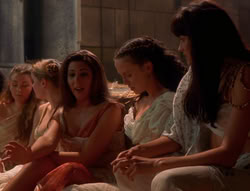 extant_XenaWarriorPrincess_6x04_WhosGurkhan_00972