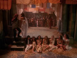 extant_XenaWarriorPrincess_6x04_WhosGurkhan_00997