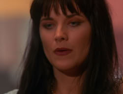 extant_XenaWarriorPrincess_6x04_WhosGurkhan_01010