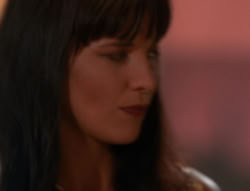 extant_XenaWarriorPrincess_6x04_WhosGurkhan_01012