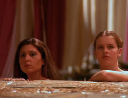 extant_XenaWarriorPrincess_6x04_WhosGurkhan_01040