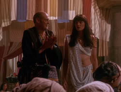 extant_XenaWarriorPrincess_6x04_WhosGurkhan_01117