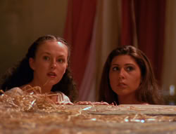 extant_XenaWarriorPrincess_6x04_WhosGurkhan_01190
