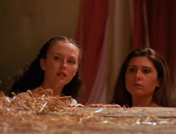 extant_XenaWarriorPrincess_6x04_WhosGurkhan_01214
