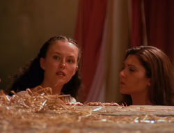 extant_XenaWarriorPrincess_6x04_WhosGurkhan_01215