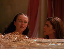 extant_XenaWarriorPrincess_6x04_WhosGurkhan_01216