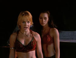 extant_XenaWarriorPrincess_6x04_WhosGurkhan_01319