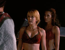 extant_XenaWarriorPrincess_6x04_WhosGurkhan_01337