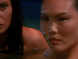 extant_XenaWarriorPrincess_6x04_WhosGurkhan_01495
