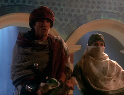 extant_XenaWarriorPrincess_6x04_WhosGurkhan_01806