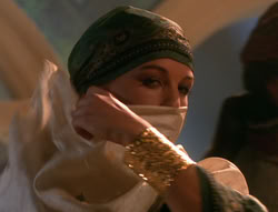 extant_XenaWarriorPrincess_6x04_WhosGurkhan_01832