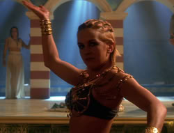 extant_XenaWarriorPrincess_6x04_WhosGurkhan_01900