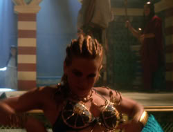 extant_XenaWarriorPrincess_6x04_WhosGurkhan_01924