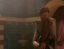 extant_XenaWarriorPrincess_6x04_WhosGurkhan_02013