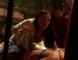 extant_XenaWarriorPrincess_6x04_WhosGurkhan_02020