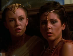 extant_XenaWarriorPrincess_6x04_WhosGurkhan_02023