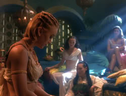 extant_XenaWarriorPrincess_6x04_WhosGurkhan_02092