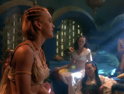 extant_XenaWarriorPrincess_6x04_WhosGurkhan_02097