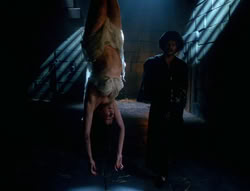 extant_XenaWarriorPrincess_6x04_WhosGurkhan_02242