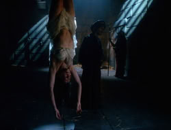 extant_XenaWarriorPrincess_6x04_WhosGurkhan_02326
