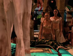 extant_XenaWarriorPrincess_6x04_WhosGurkhan_02411