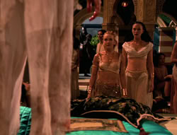 extant_XenaWarriorPrincess_6x04_WhosGurkhan_02412