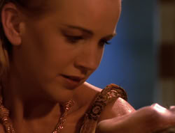 extant_XenaWarriorPrincess_6x04_WhosGurkhan_02431