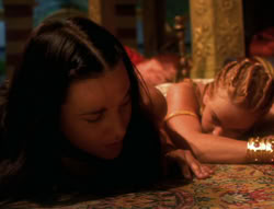 extant_XenaWarriorPrincess_6x04_WhosGurkhan_02602