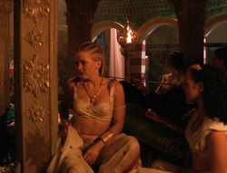 extant_XenaWarriorPrincess_6x04_WhosGurkhan_02647