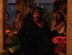 extant_XenaWarriorPrincess_6x04_WhosGurkhan_02687