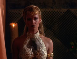 extant_XenaWarriorPrincess_6x04_WhosGurkhan_02710