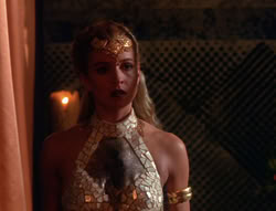 extant_XenaWarriorPrincess_6x04_WhosGurkhan_02923