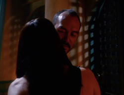 extant_XenaWarriorPrincess_6x04_WhosGurkhan_02978