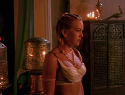 extant_XenaWarriorPrincess_6x04_WhosGurkhan_03011