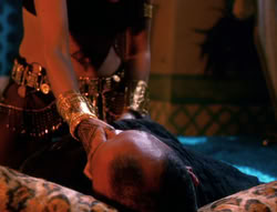extant_XenaWarriorPrincess_6x04_WhosGurkhan_03054