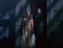 extant_XenaWarriorPrincess_6x04_WhosGurkhan_03267