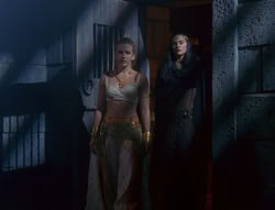 extant_XenaWarriorPrincess_6x04_WhosGurkhan_03290