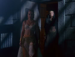 extant_XenaWarriorPrincess_6x04_WhosGurkhan_03293