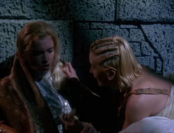 extant_XenaWarriorPrincess_6x04_WhosGurkhan_03363