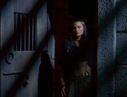 extant_XenaWarriorPrincess_6x04_WhosGurkhan_03369