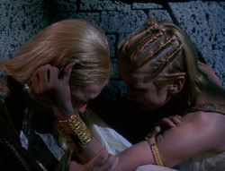 extant_XenaWarriorPrincess_6x04_WhosGurkhan_03408