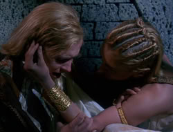 extant_XenaWarriorPrincess_6x04_WhosGurkhan_03410