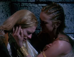 extant_XenaWarriorPrincess_6x04_WhosGurkhan_03420