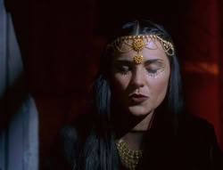 extant_XenaWarriorPrincess_6x04_WhosGurkhan_03478